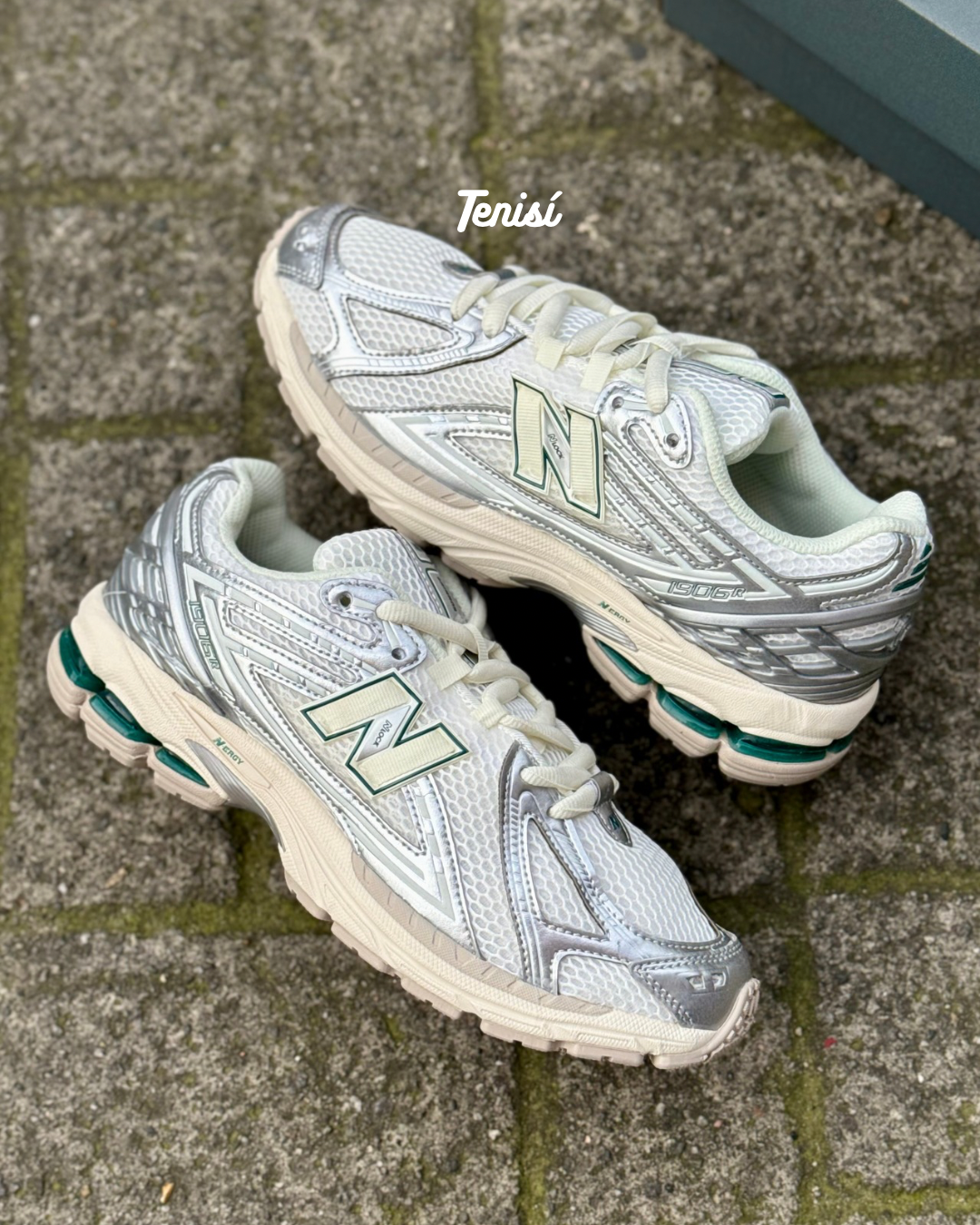 New Balance 1906R Platinum