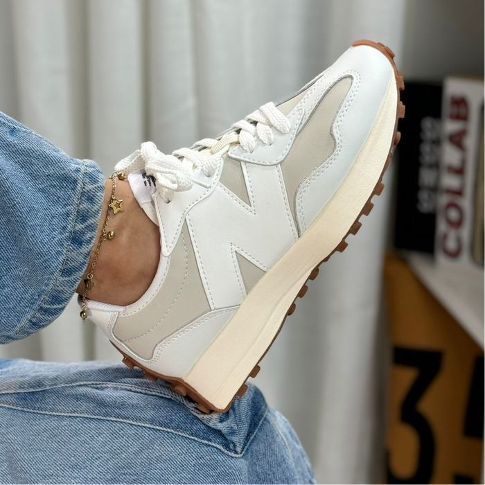 New Balance 327 “Triple White” look 1