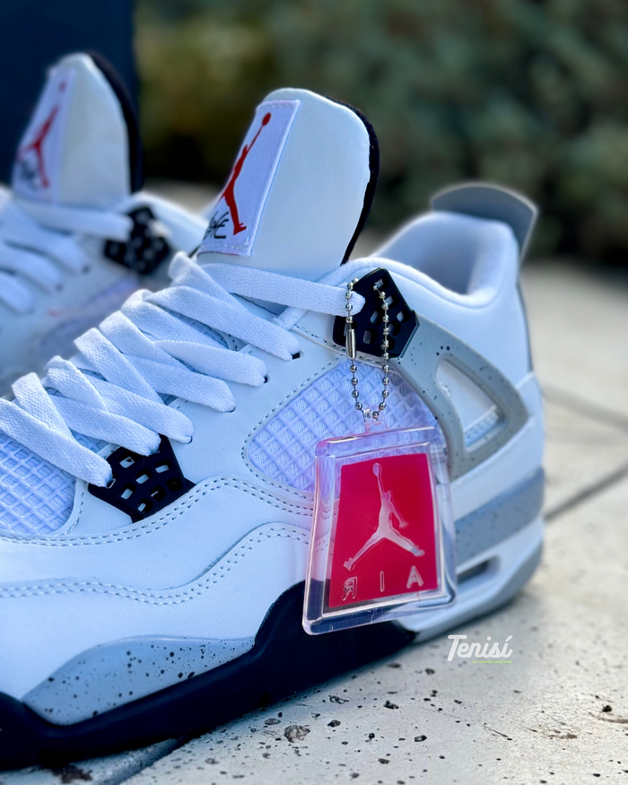Air Jordan 4 Retro 'White Cement' look 1