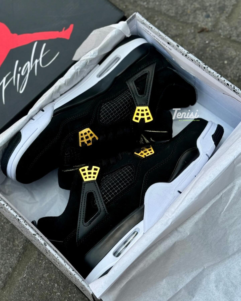Air Jordan 4 “Royalty”