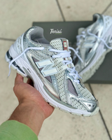 New Balance 1906R “Silver Metallic” vista 7