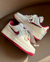 Nike Air Force 1 "Saint Valentine 2024" vista 6