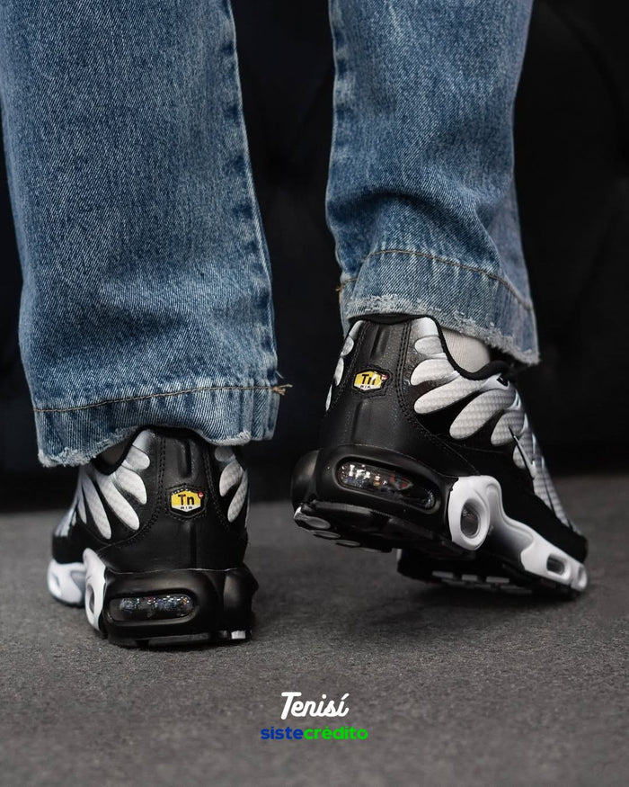 Nike Air Max TN look 2