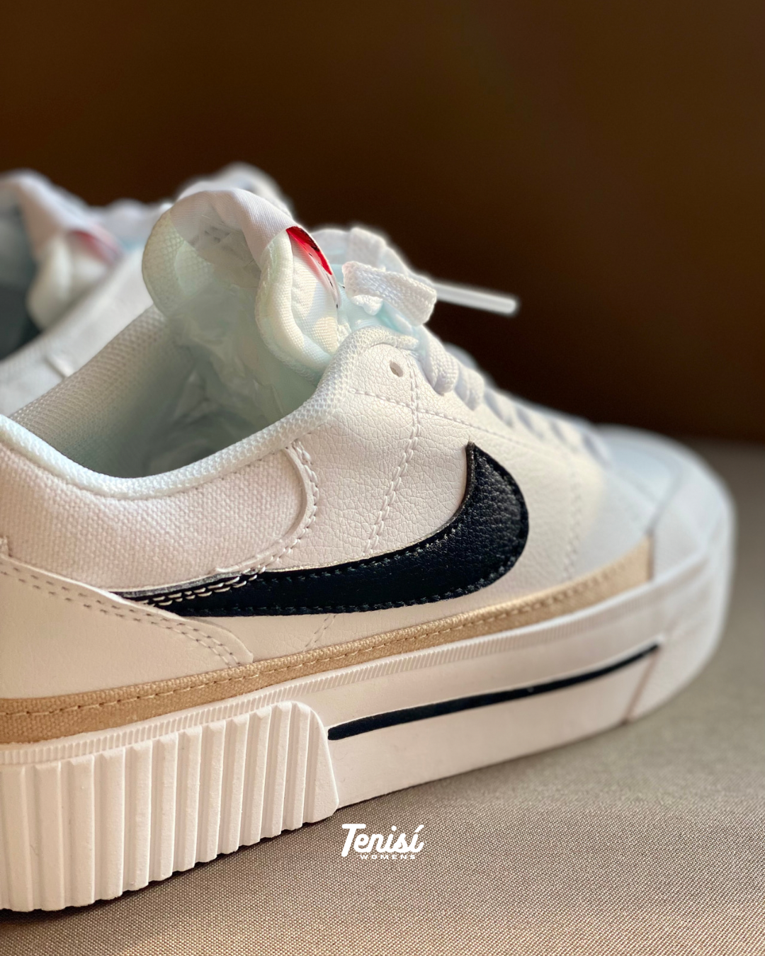 Nike Court Legacy “White”