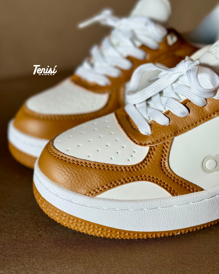 Alo Recovery Mode Sneaker look 2