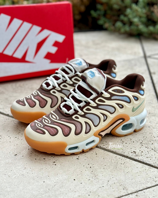 Nike Air Max Plus “Drift”