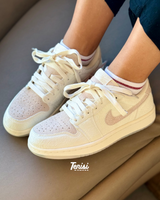 Air Jordan 1 Low OG x Chris Paul 🌸 vista 1