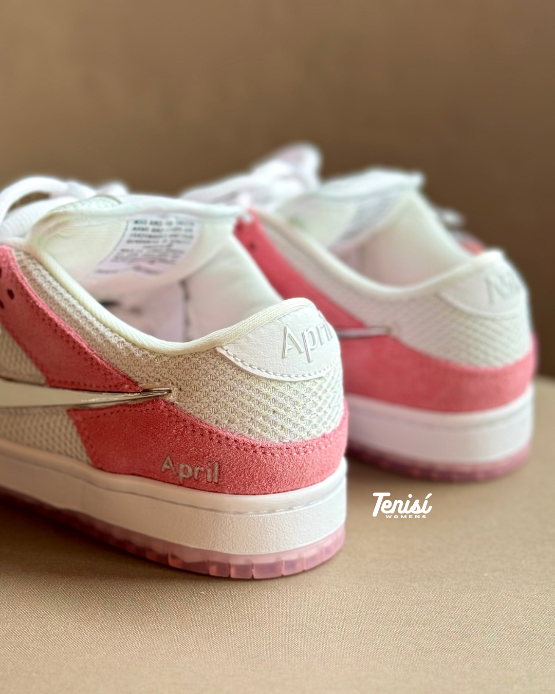 Nike SB Dunk Low x April “Pink”