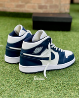 Air Jordan 1 Mid “Midnight Navy” vista 3