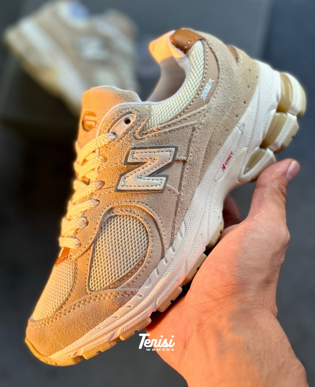 New Balance 2002R “Fossil”