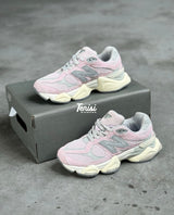New Balance 9060 “Roxo” vista 5