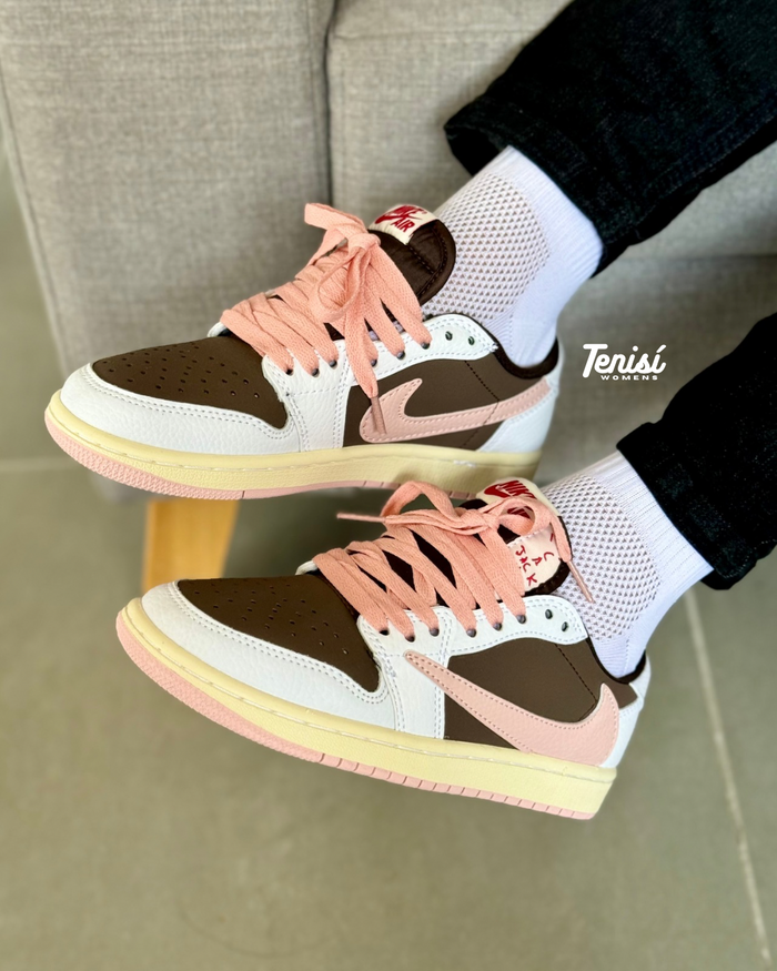Air Jordan 1 x Travis Scott “Pink” look 2