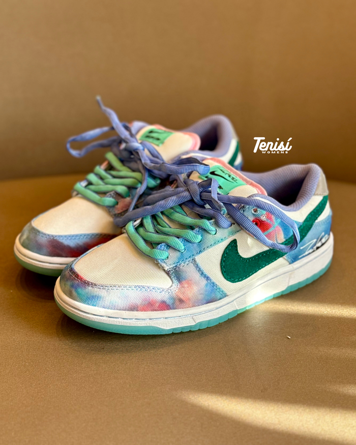 Nike Dunk Low “Futura” look 4