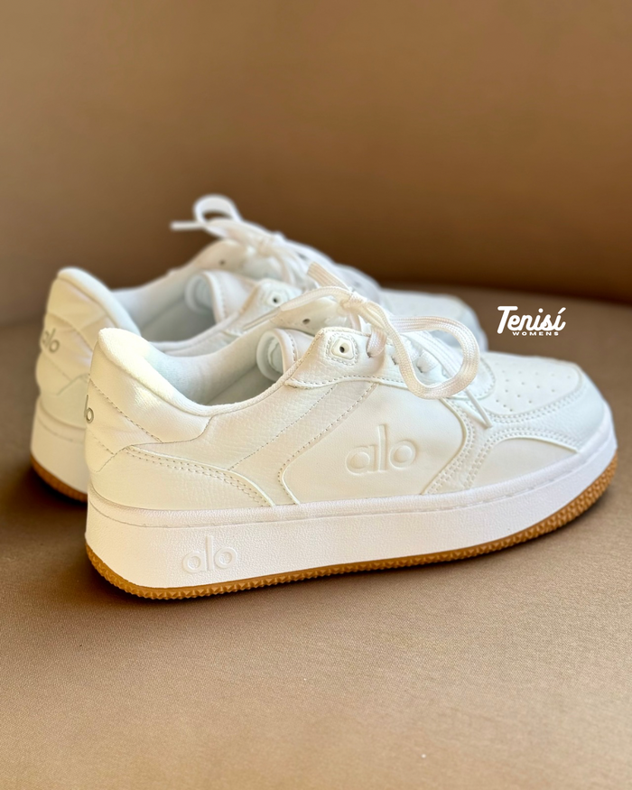 Alo Recovery Mode Sneaker “White” look 1