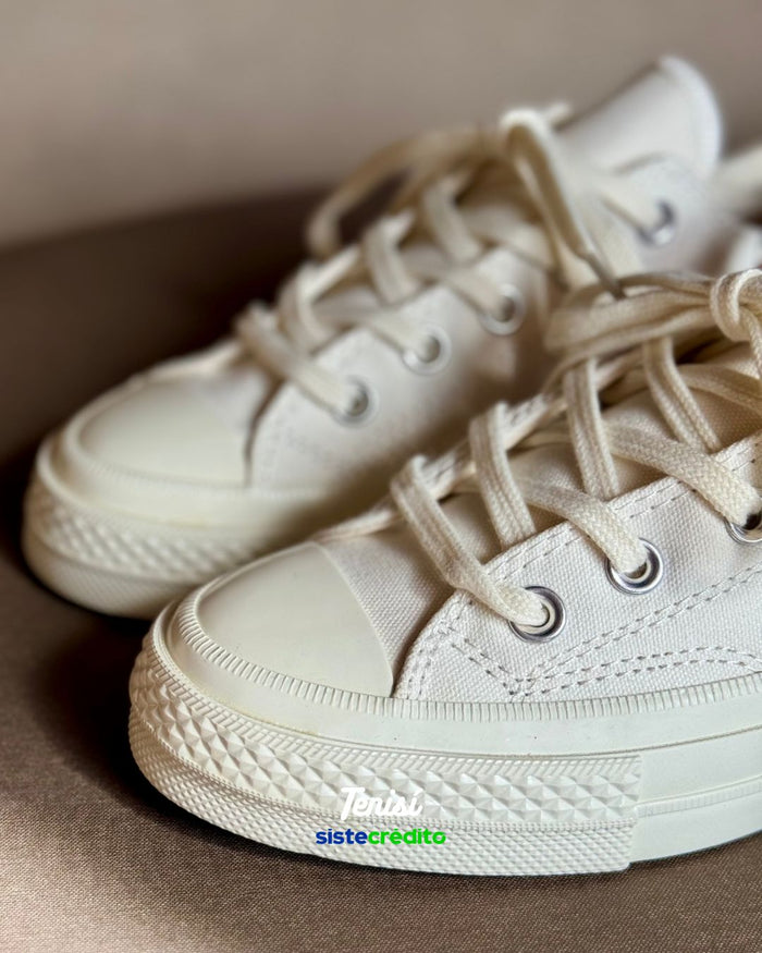 Converse x Comme des Garçons PLAY Chuck 70 look 2