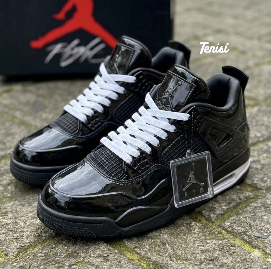 Air Jordan 4 “Black Edition”
