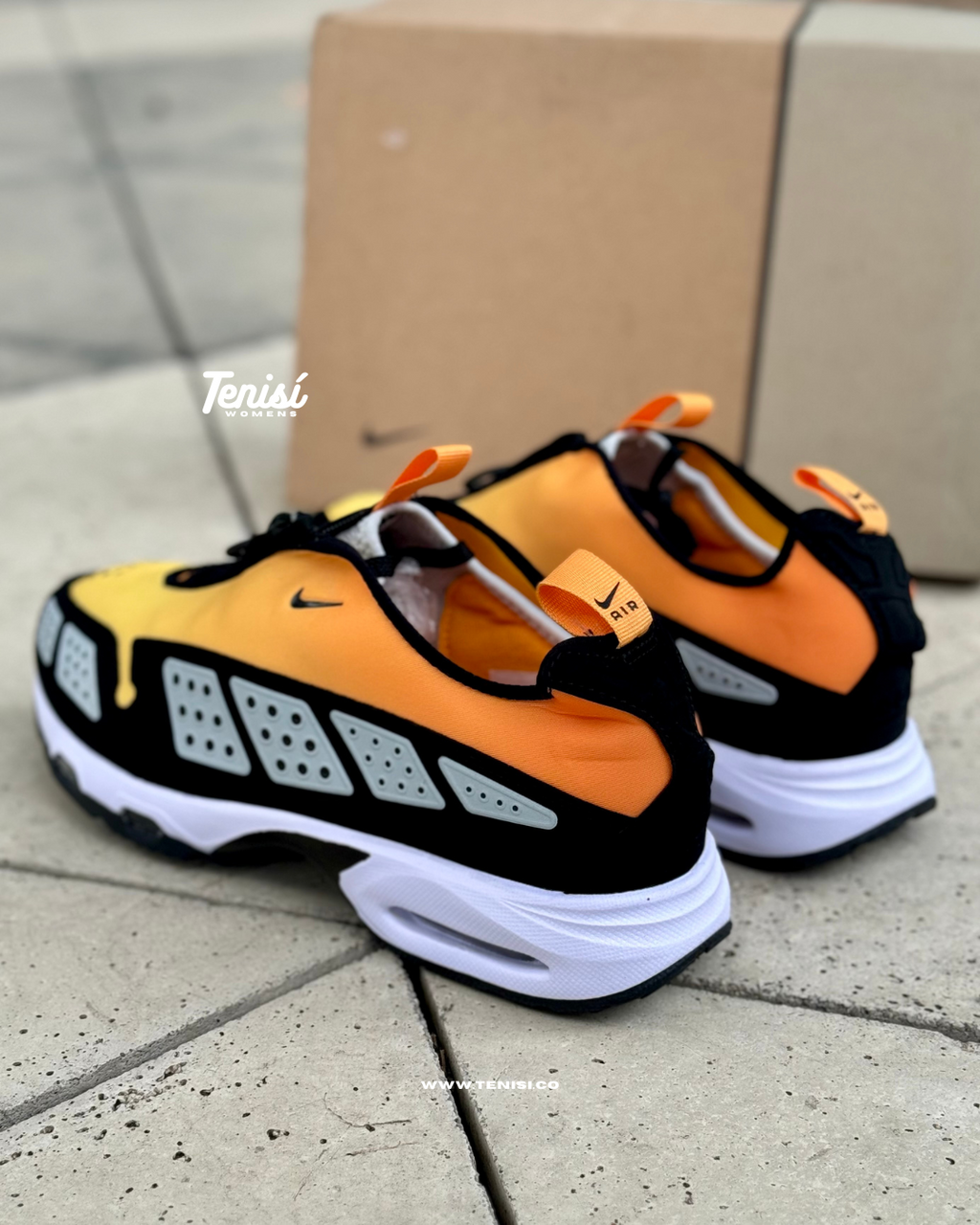 Nike Air Max SNDR “Canyon Gold”
