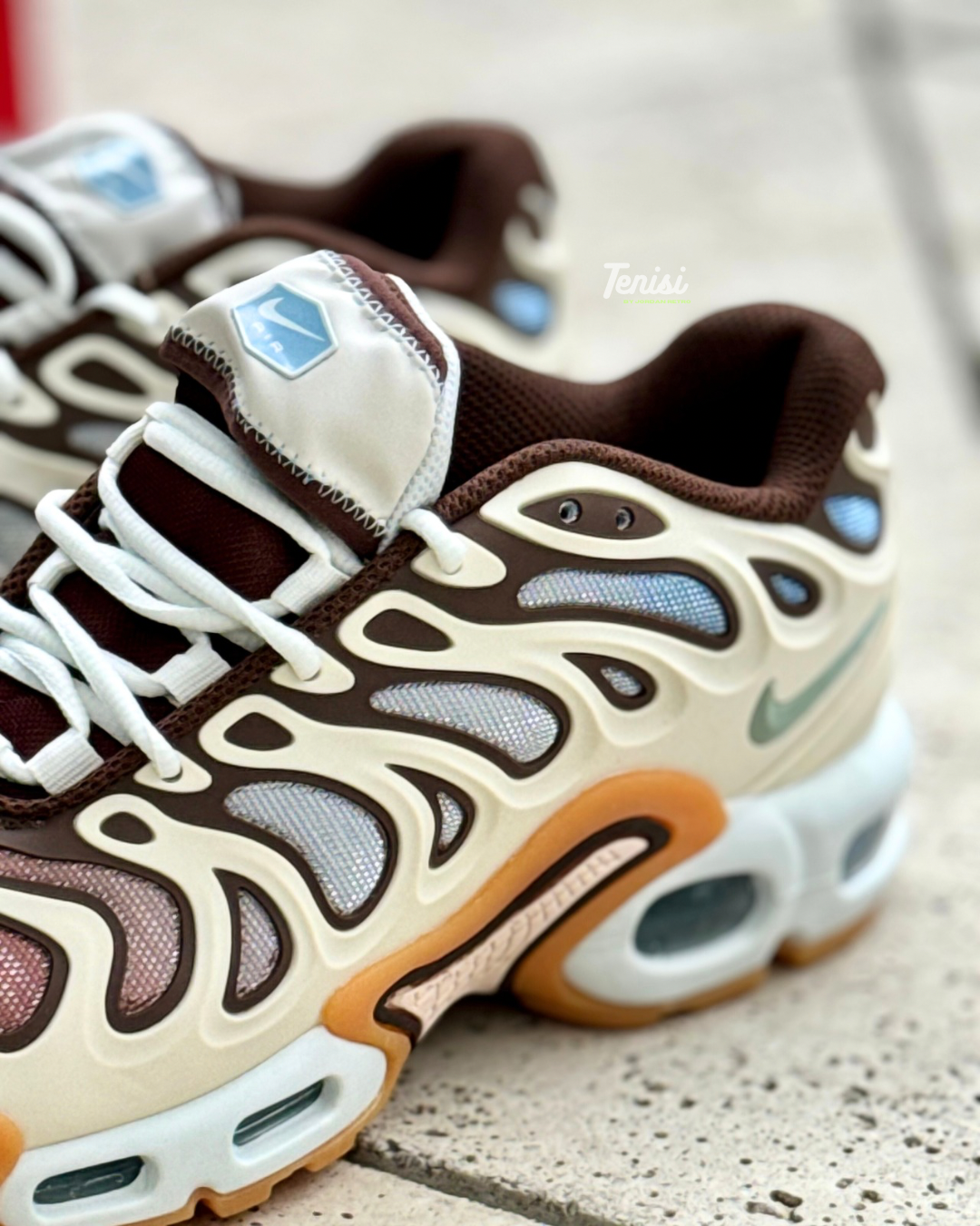 Nike Air Max Plus “Drift”