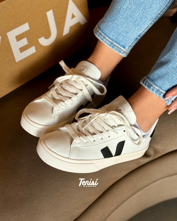 VEJA look 2