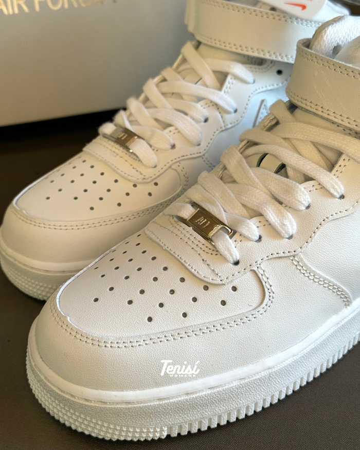 Nike Air Force 1 Mid “Triple White” look 3