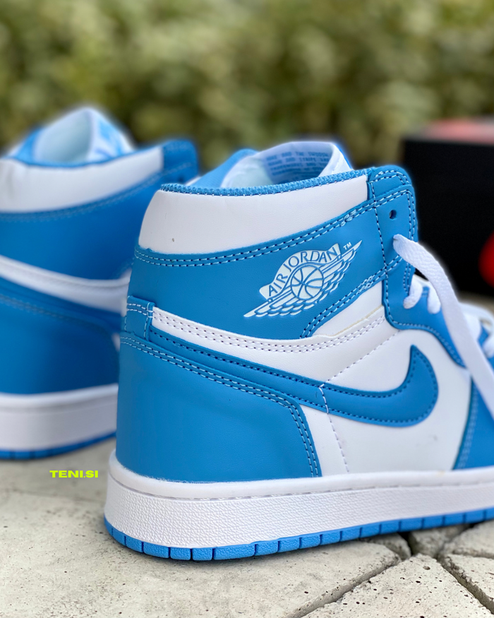 Air Jordan 1 Alto “UNC” look 2