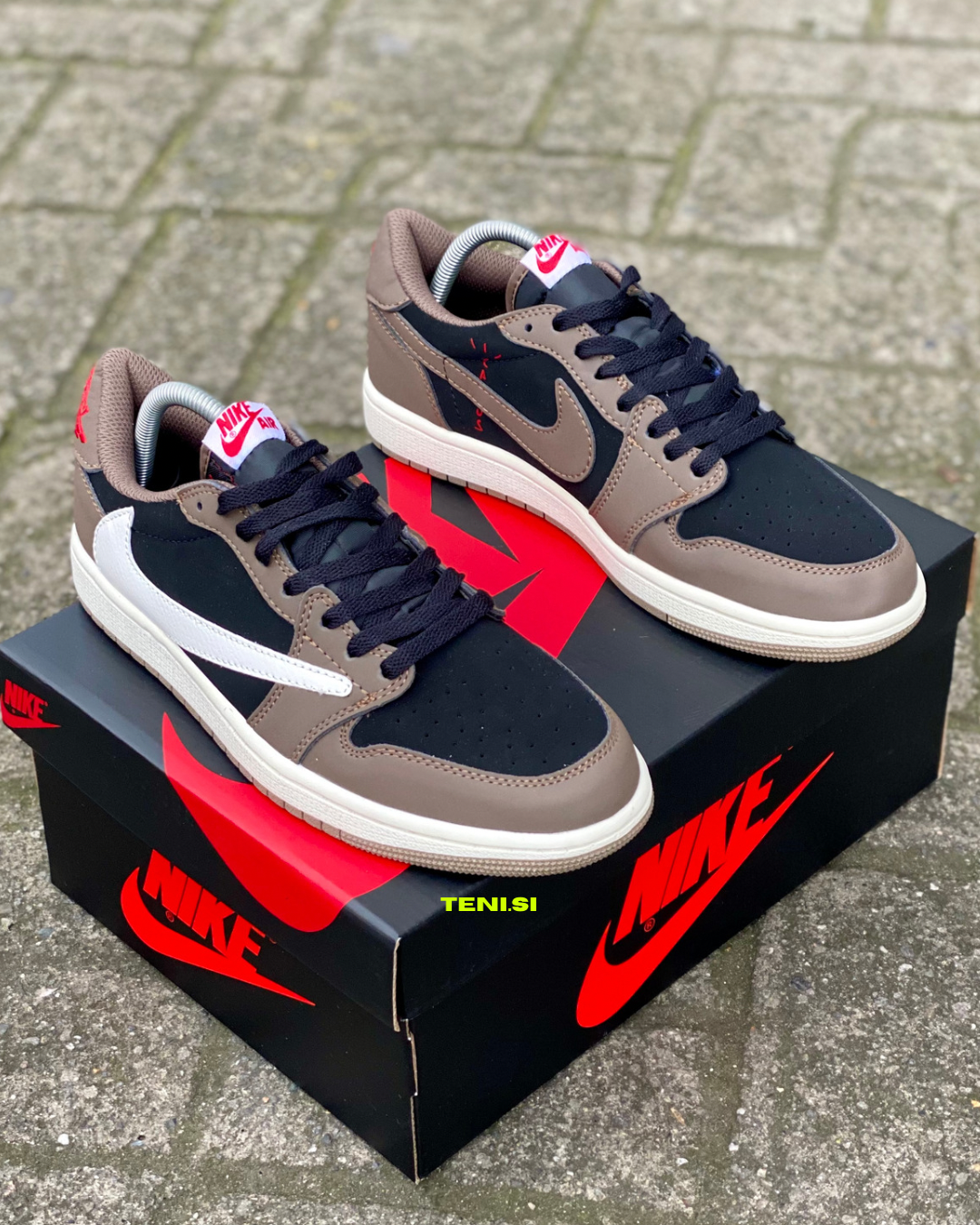 Air Jordan 1 Low X Travis Scott “Mocha”