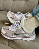 Nike zoom Vomero 5 “Rosa” vista 4