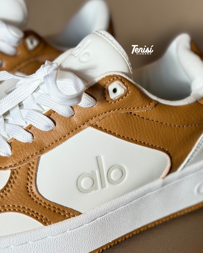 Alo Recovery Mode Sneaker look 3