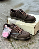 Air Jordan 1 x Travis Scott “Velvet Brown” vista 3