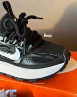 Nike Balleli “ Black / White” vista 5