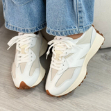 New Balance 327 “Triple White” vista 1