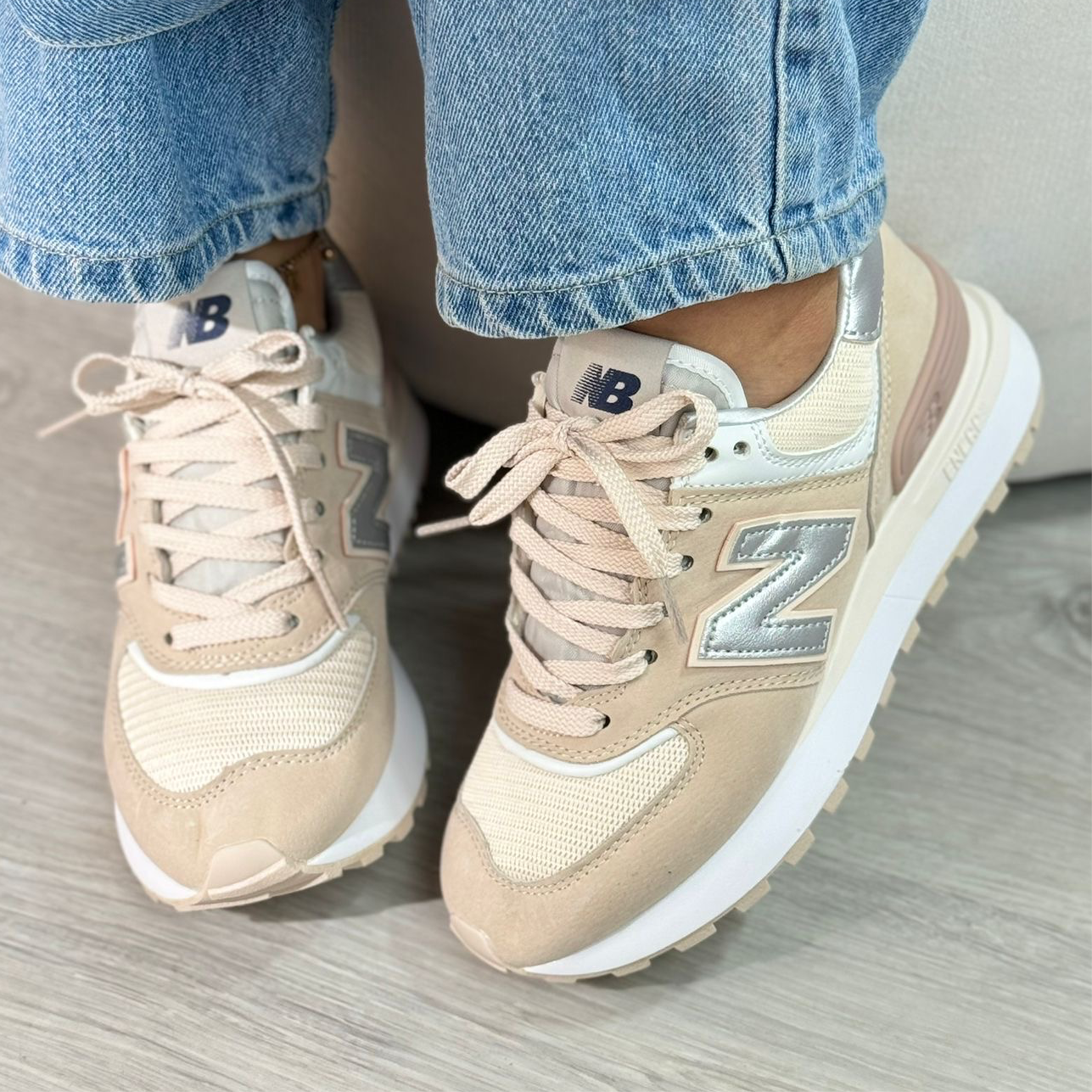 New Balance 574 “White/tan”