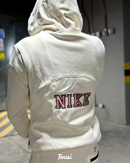 Conjunto Nike con Balaclava “Beige”