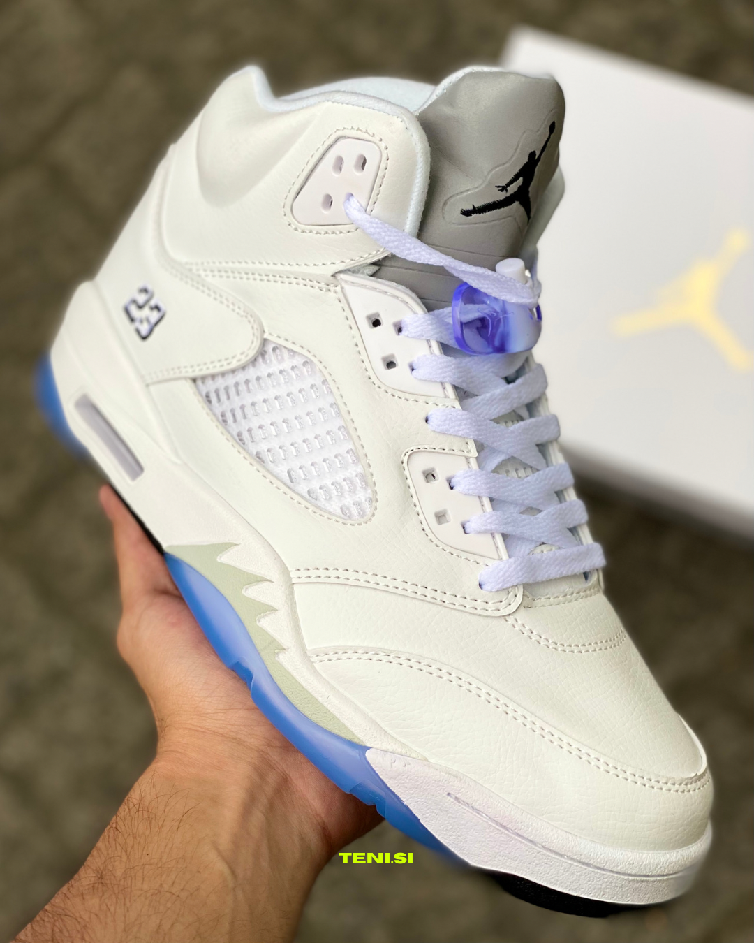 Air Jordan 5 “Stealth” 