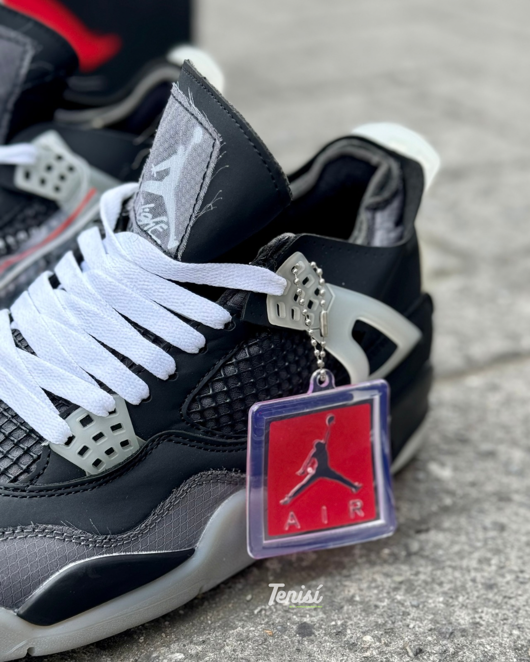 Air Jordan 4 x Off White (Sample)