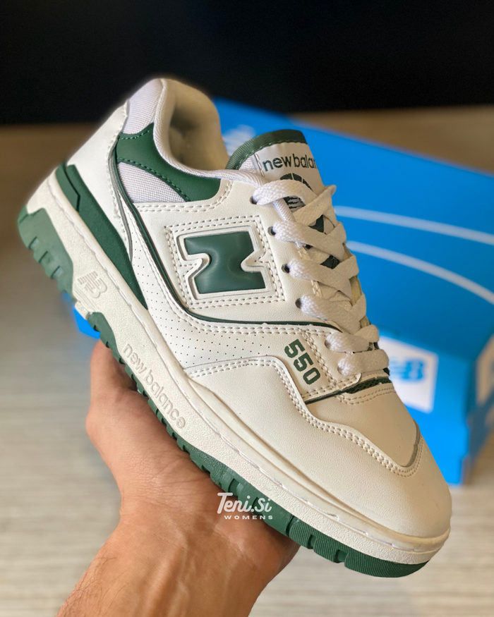 New Balance 550 “Green” look 3