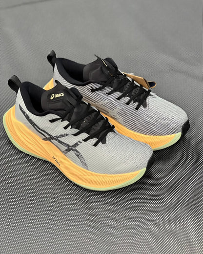 Asics superblast