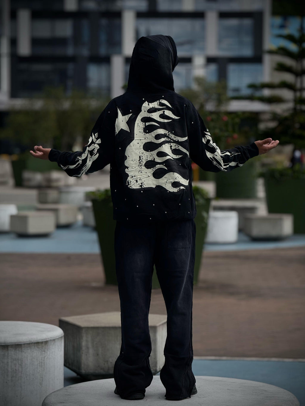 Conjunto Hellstar Estudios Record