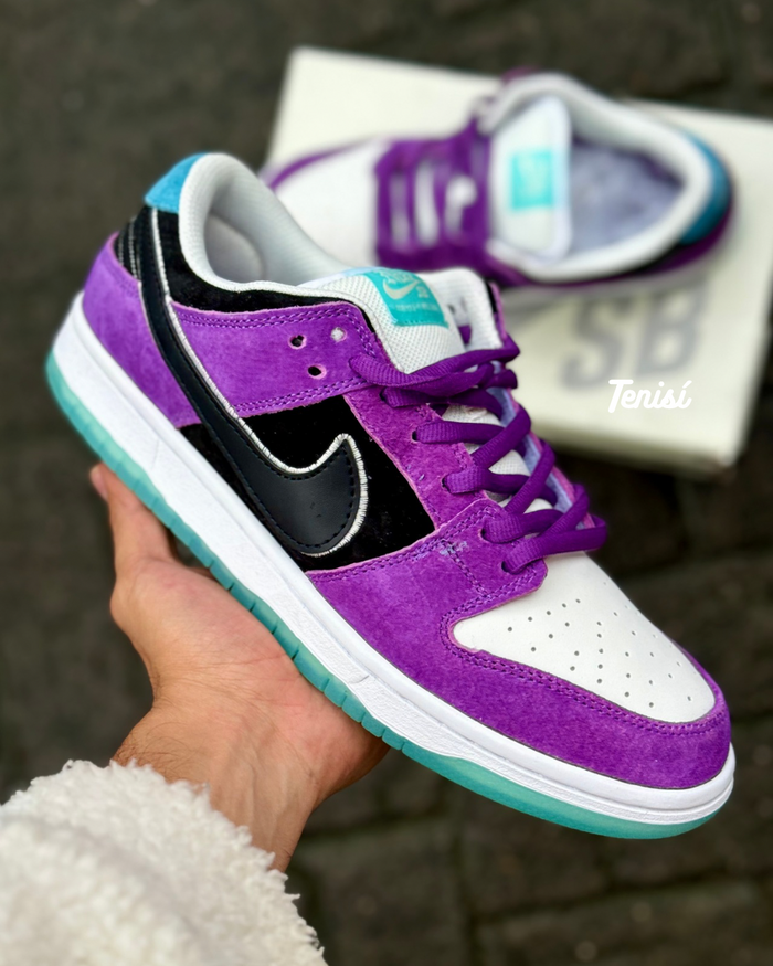 Nike SB Dunk Low x Hayley Wilson “Court Purple” look 2