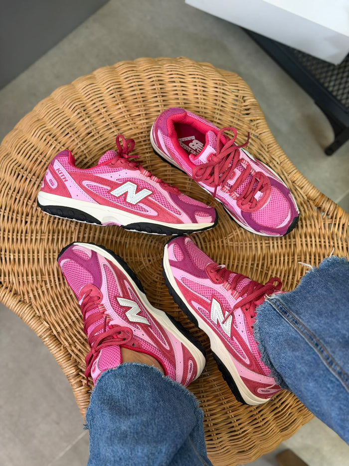 New Balance 204L “Pink” look 1