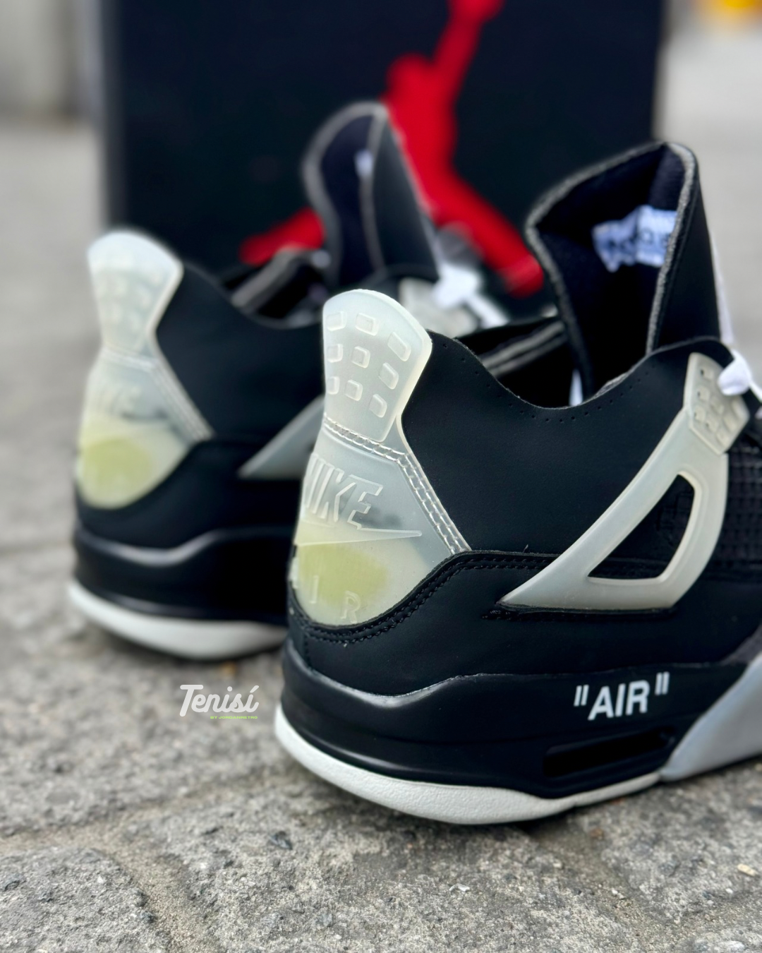 Air Jordan 4 x Off White (Sample)