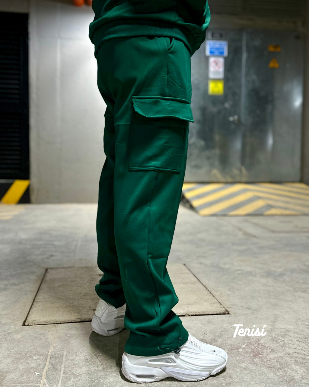 Conjunto Nike con Balaclava