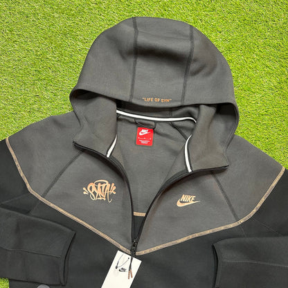 Nike Syna Tech Fleece Central Cee Black Gold