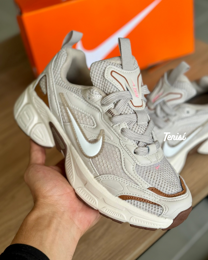 Nike V5K Run “Mocca” look 2