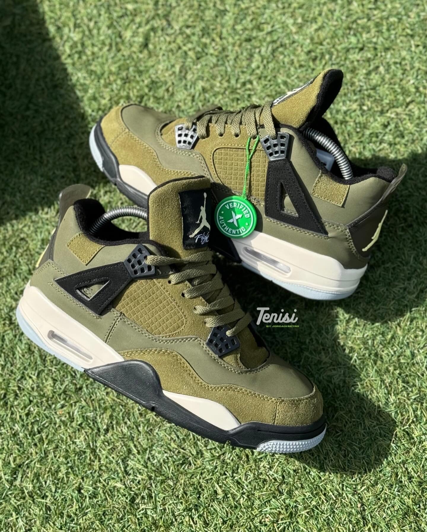 Air Jordan 4 Craft “Medium Olive”