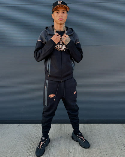 Nike Syna Tech Fleece Central Cee Black Gold