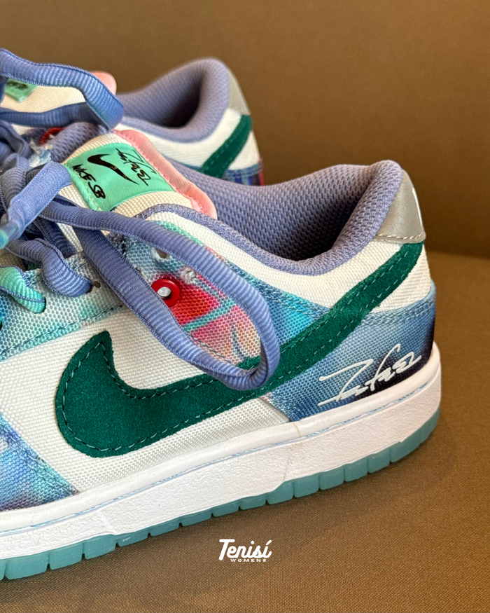 Nike Dunk Low “Futura” look 1