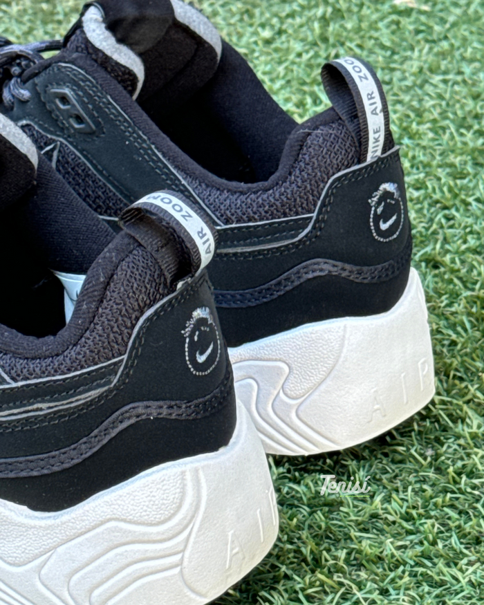 Nike Air Zoom “Cactus Jack Black” x Travis Scott (Sample) look 2