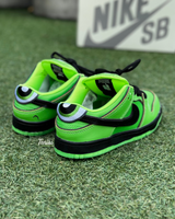 Nike Dunk Sb x Chicas Superpoderosas “Green” vista 4