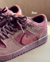 Nike Dunk Low Sb “City Of love” vista 7